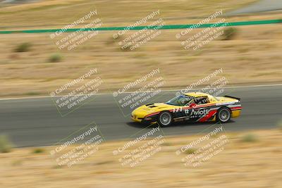 media/May-31-2025-CalClub SCCA (Sat) [[2c1a04e1ee]]/Race/Group 4/Turn 4b/